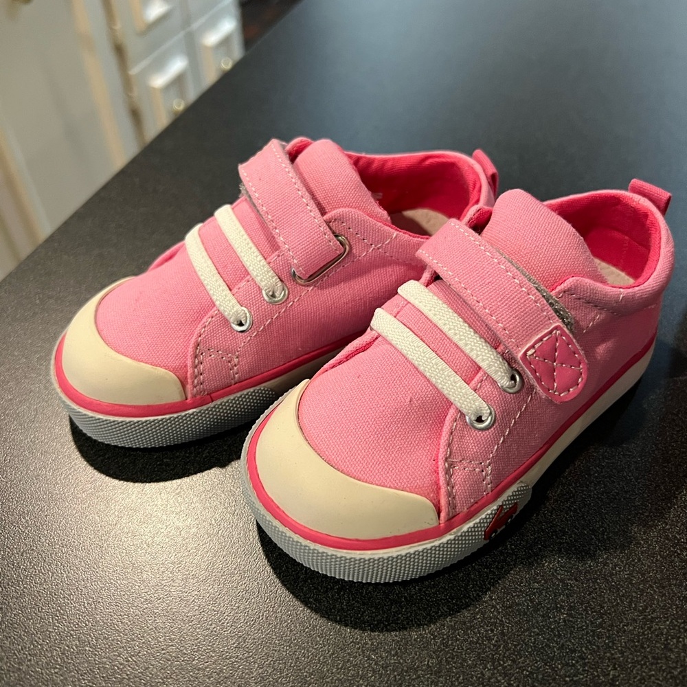 NWT See Kai Run Stevie sneakers in hot pink, size 7